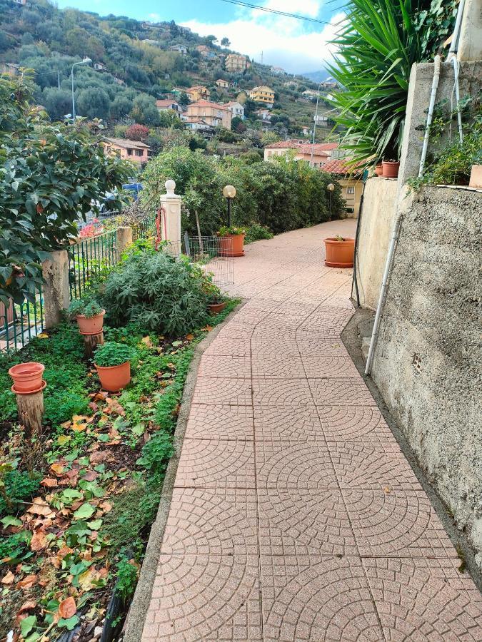 Casa Sanremo Tiziano Parking Gratis Spiaggia 15 Minuti A Piedi Exteriér fotografie