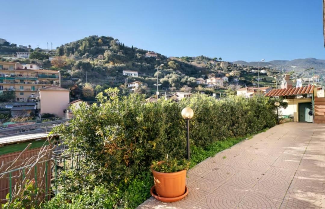 Casa Sanremo Tiziano Parking Gratis Spiaggia 15 Minuti A Piedi Exteriér fotografie